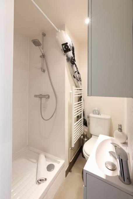 And Parisian Style - 3 Bedrooms Apartment